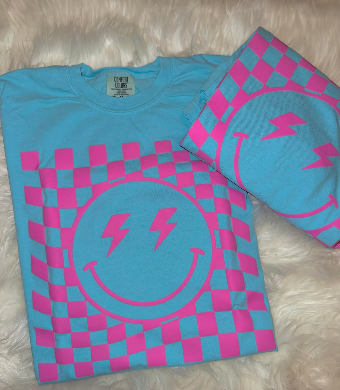 Check Smiley PUFF PRINT Lagoon Blue/Pink Comfort Colors